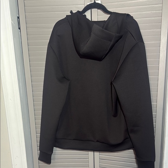 Prada Men's Black Jacket with Red Detail - Picture 5 of 11